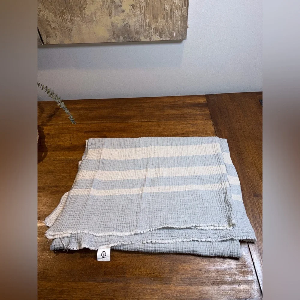 PiuBelle Fine Linens Throw Blanket 100% Cotton Tan /Blue Portugal